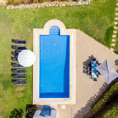 Luxury Algarve 4 Bedrooms Salvador Pool Table Private Pool Pêra