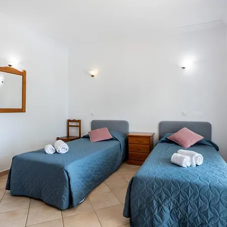 Luxury Algarve 4 Bedrooms Salvador Pool Table Private Pool Hotel 4*