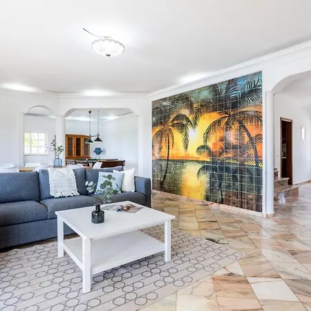 Luxury Algarve 4 Bedrooms Salvador Pool Table Private Pool Pêra